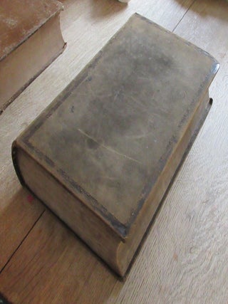 The Complete Family Bible, Containing the Sacred Text of the Old and New Testaments, with the Apocrypha at Large illustrated with Notes and Annotations Selected from the Writings of Poole, Henry, Brown, Clarke, Wesley and other Eminent Divines.